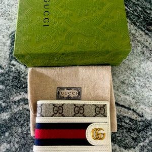 Gucci Men’s Wallet New Without Tags